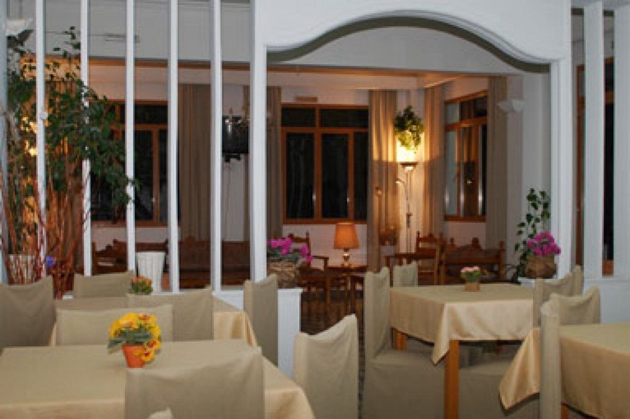 Serifos Beach Hotel Livadi  Eksteriør bilde